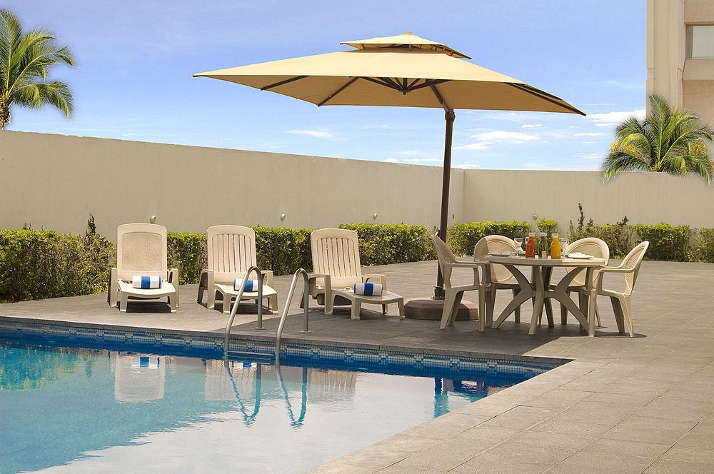 Fato Hotel Querétaro Extérieur photo