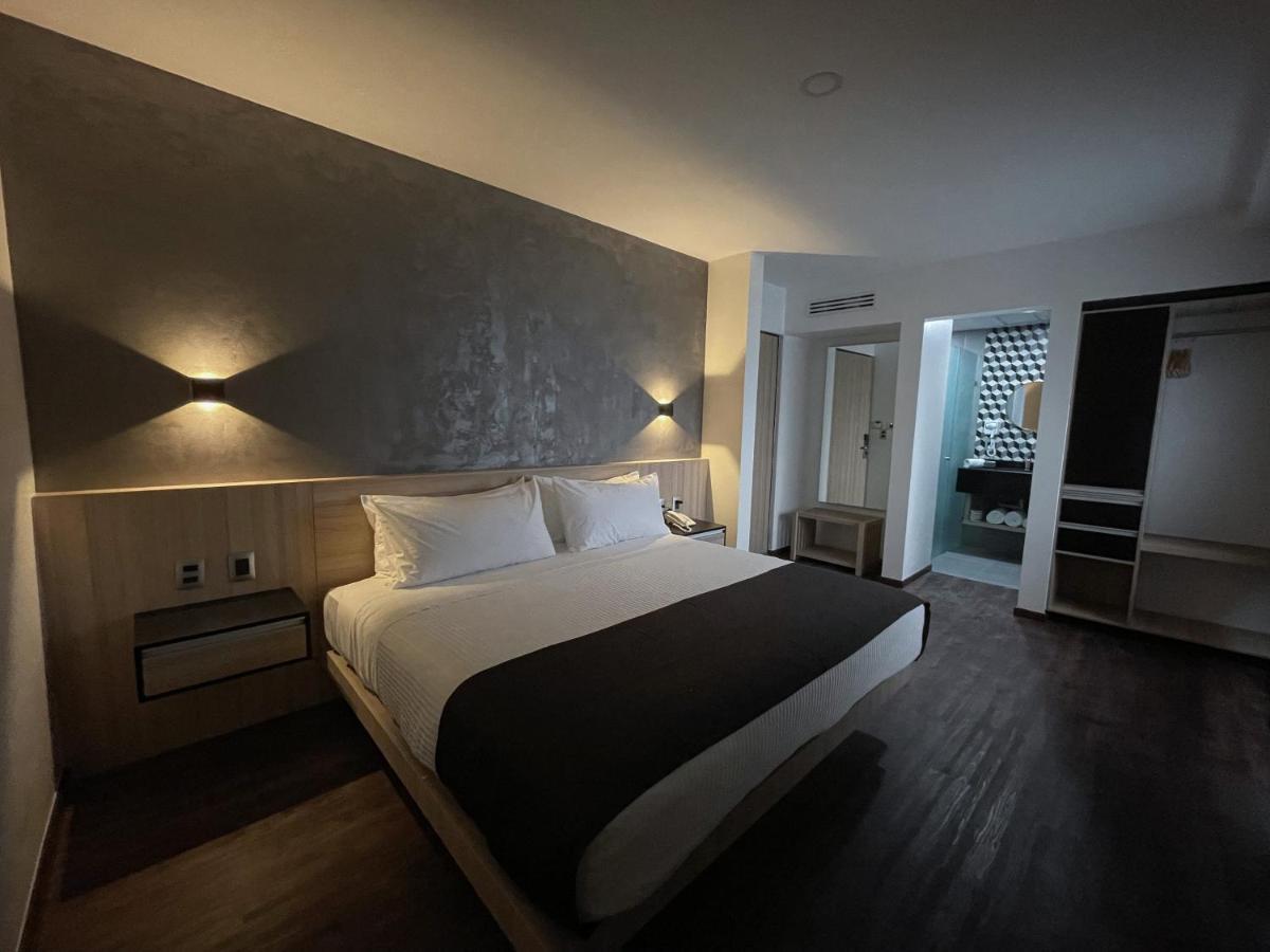 Fato Hotel Querétaro Extérieur photo