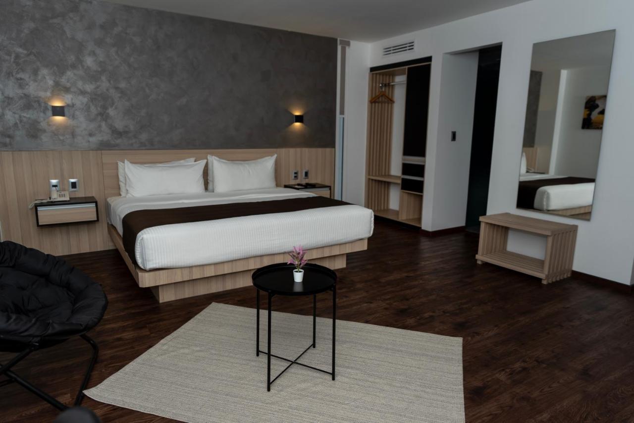 Fato Hotel Querétaro Extérieur photo